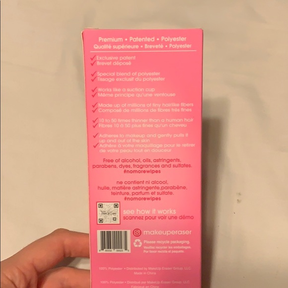 Make Up Eraser in Original Pink - Picture 4 of 6
